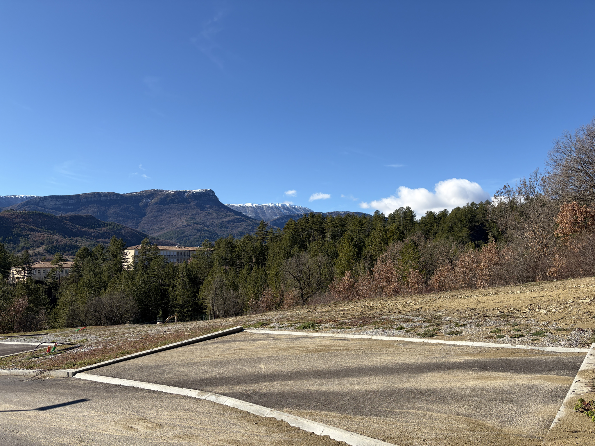 Terrain a bâtir BEVONS
