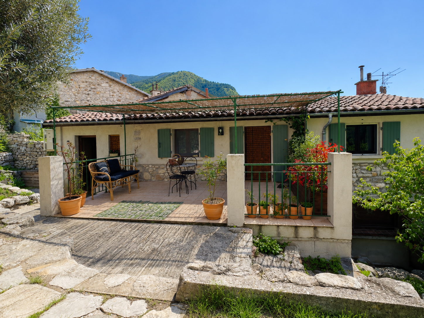 Maison de village avec jardin, SERRES